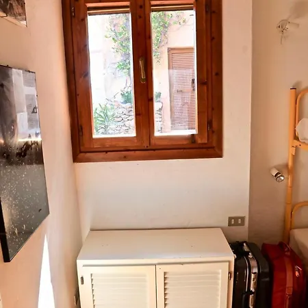 Villaggio Est A Capo Coda Cavallo Aparthotel 3*