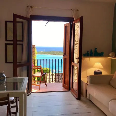 Aparthotel Villaggio Est A Capo Coda Cavallo 3*