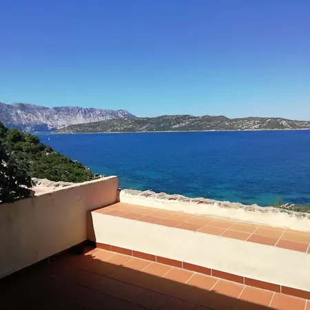 Aparthotel Villaggio Est A San Teodoro