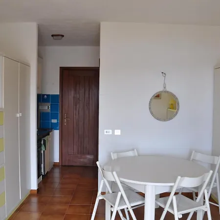 Aparthotel Villaggio Est A San Teodoro