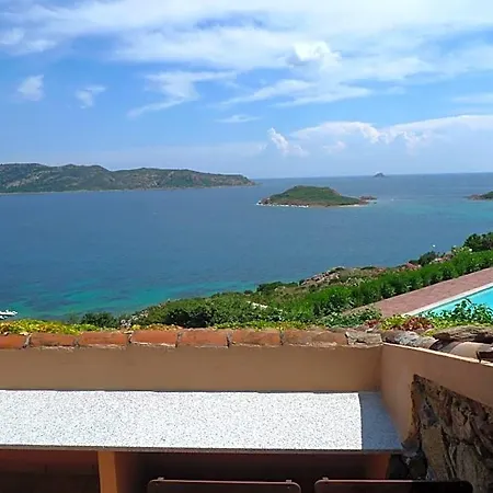 Lägenhetshotell Villaggio Est A Capo Coda Cavallo 3*